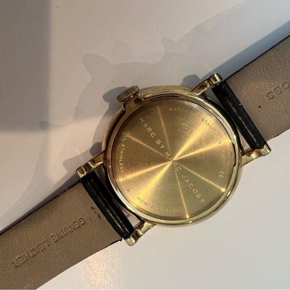 Black Marc Jacobs Watch - Picture 3 of 3